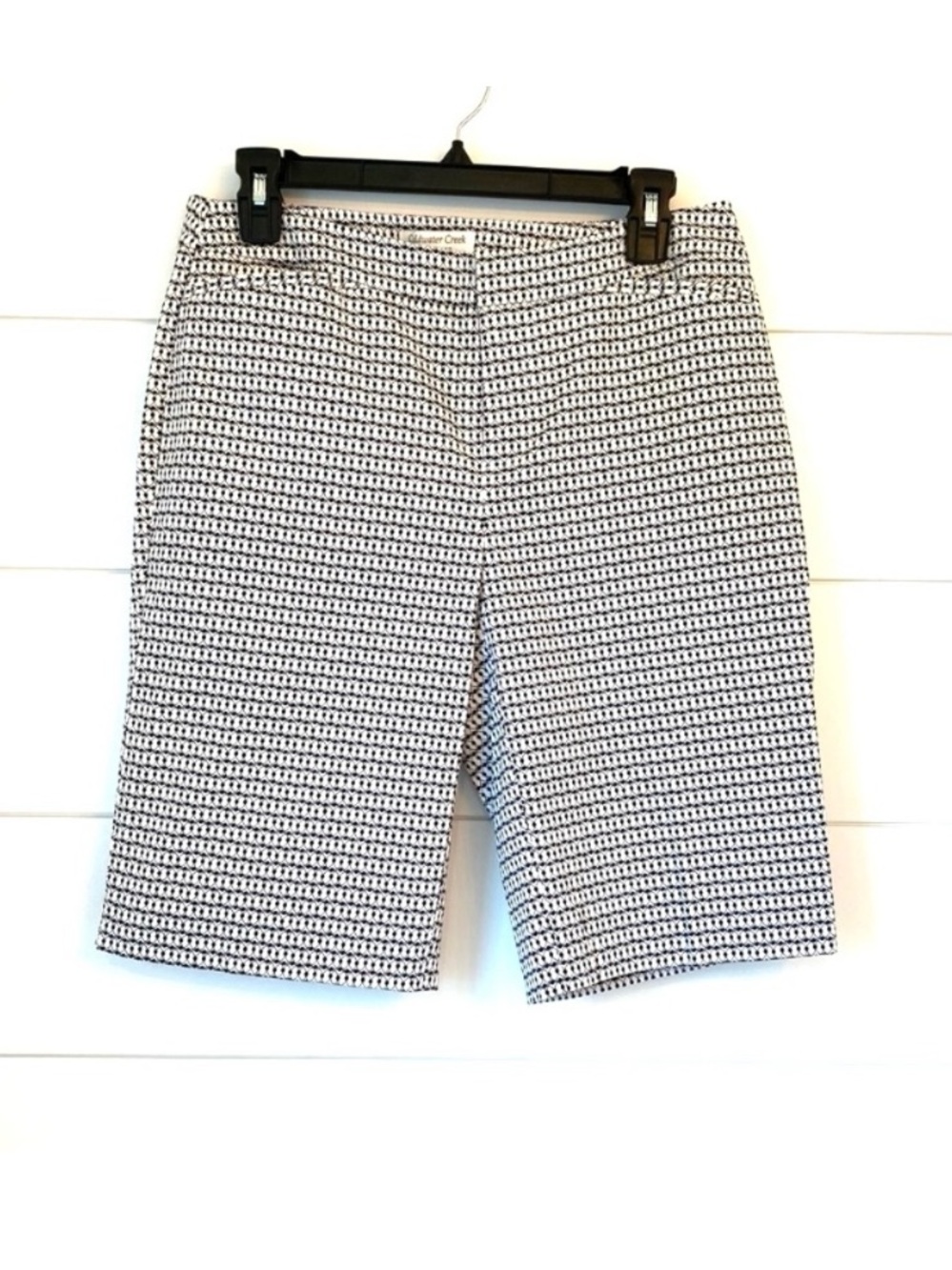 **2 for $15** Like new Coldwater Creek “natural fit” Bermuda’s (size 4)